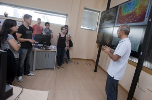 Un grupo de 15 estudantes do curso de Eficiencia enerxética de edificios visitaron hoxe as instalacións de MeteoGalicia  Autor: Ana Varela