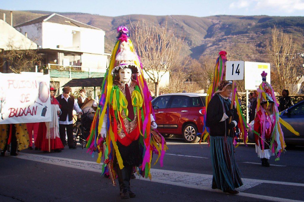 folion de buxan carnaval a rua