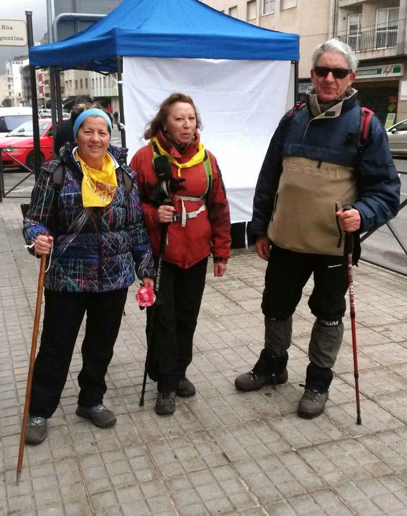 peregrinos_Leon_Camino_de_Santiago_en_Cami_o_de_Inverno_Valdeorras