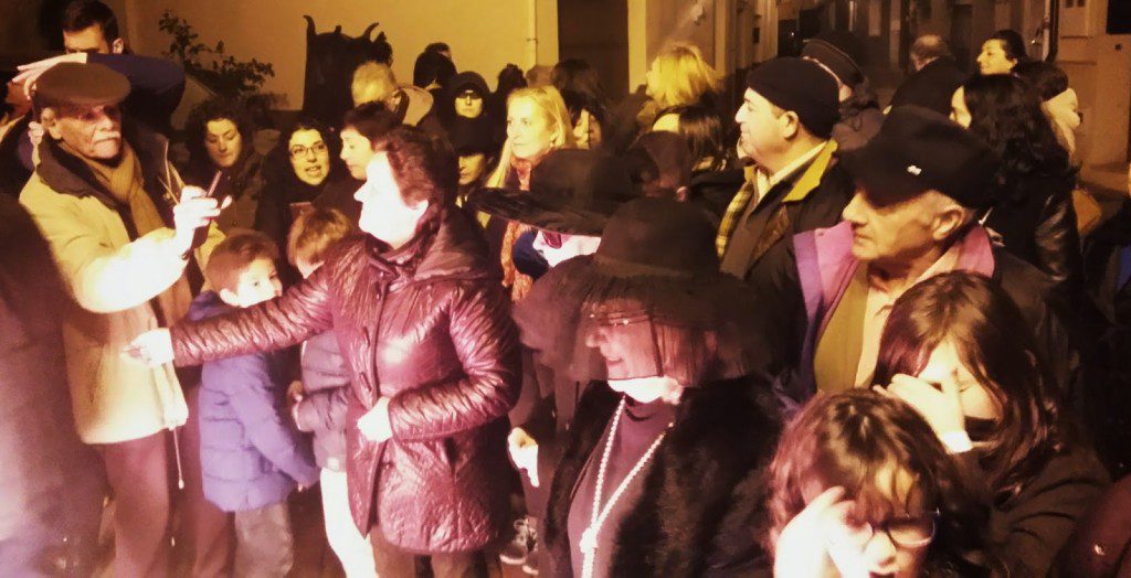 publico entierro sardina a rua