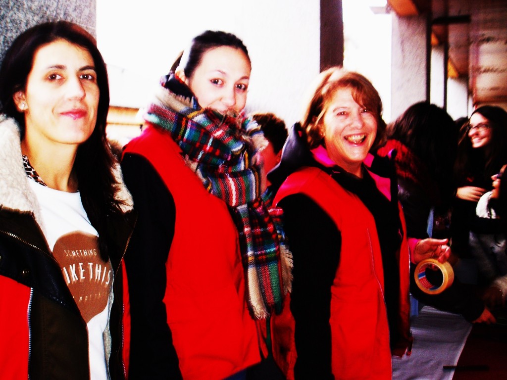 Lucía Fernández, Noelia Mayo y Marga Iglesias, de Cruz Roja