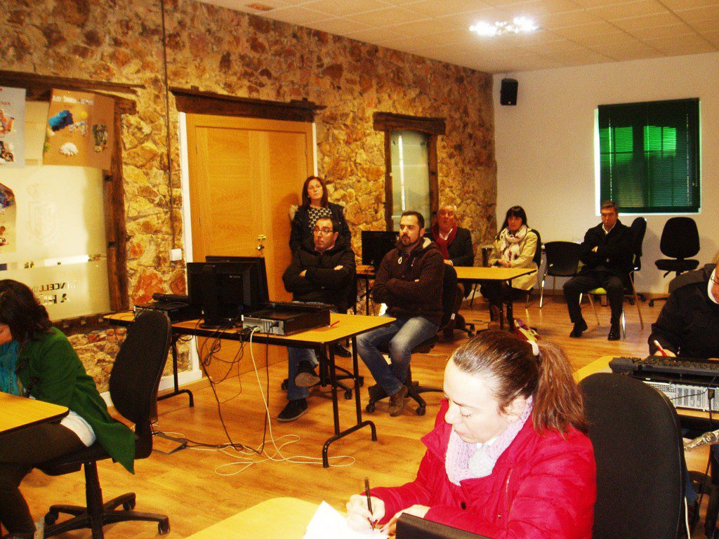Carlos Terán, Alberto González, María Albert y Miguel Bautista (al fondo)
