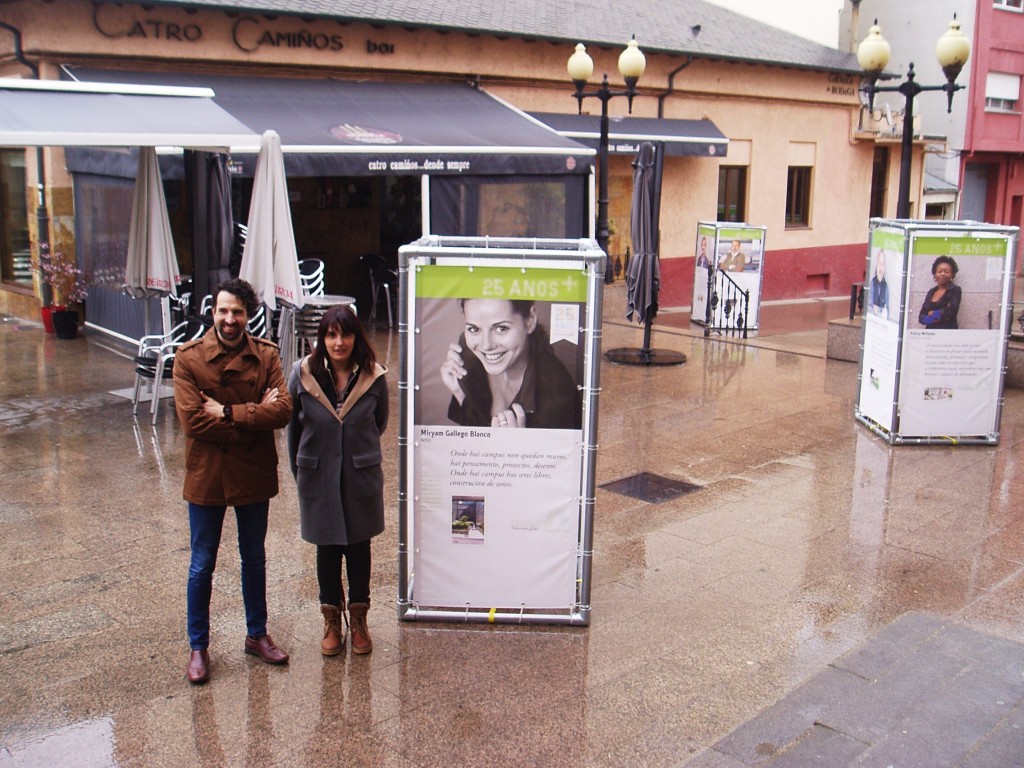 Virgilio Rodríguez y María Albert durante la inauguración de la exposición
