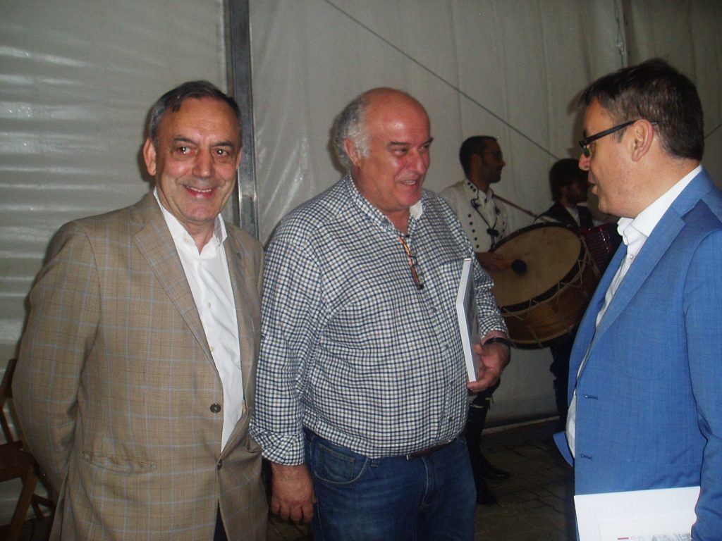 Foxo con Avelino García y el periodista Jesús Manuel García