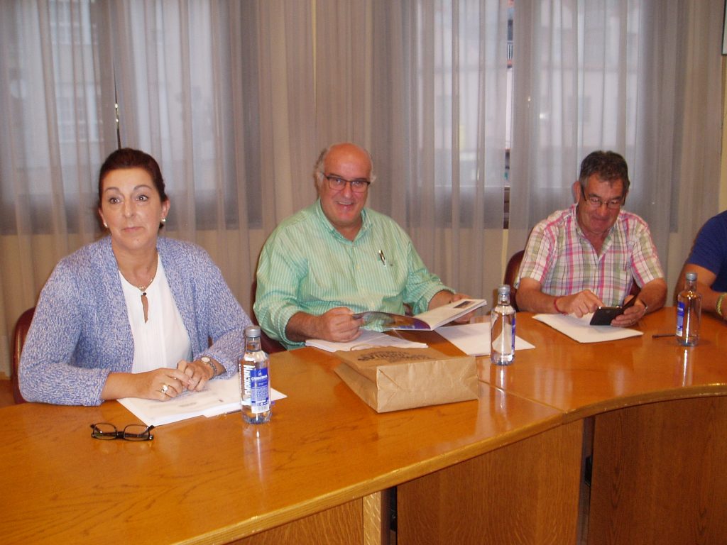 Avelino García Ferradal (PP) con su grupo